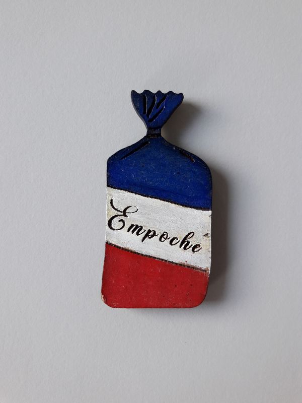 Reproduction de l'insigne "Empoché" réalisée par les élèves du lycée Brossaud Blancho de Saint-Nazaire.